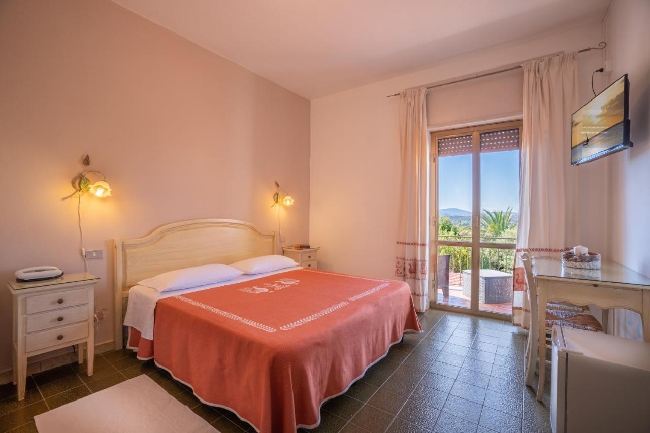 Hotel Casa Mia Arzachena Εξωτερικό φωτογραφία